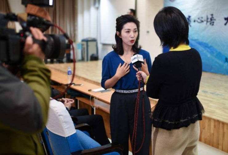 区检察院组织青年干警开展学习党的十九大精神交流座谈